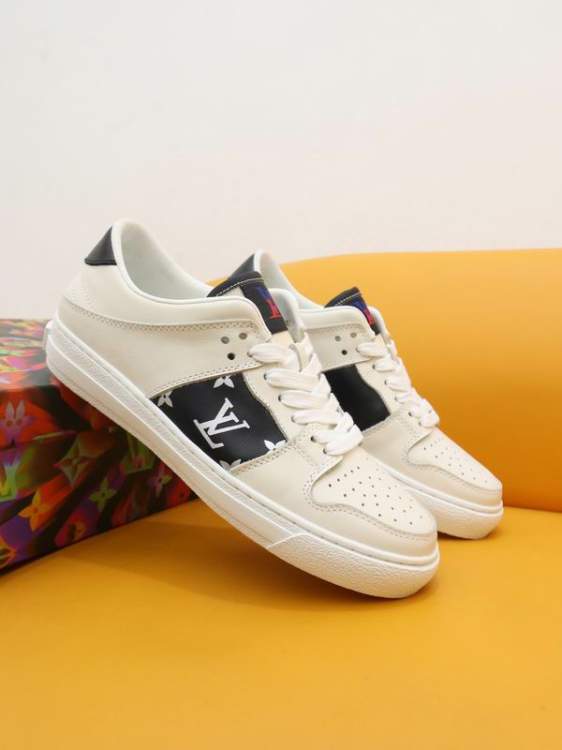Picture of Louis Vuitton Shoes _SKULVsz38-45mnf022616917